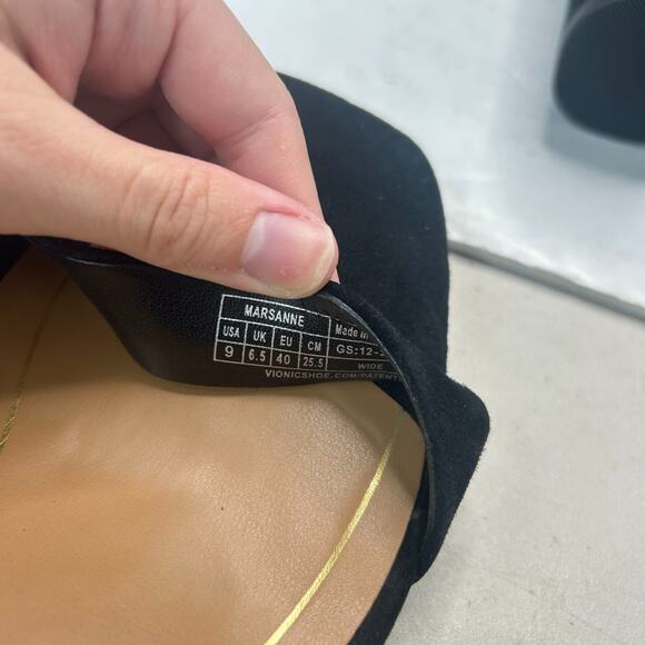 Vionic Marsanne Heeled Sandals Suede Black I8676T2002 Women's 9 Wide Tried On - Picture 9 of 10